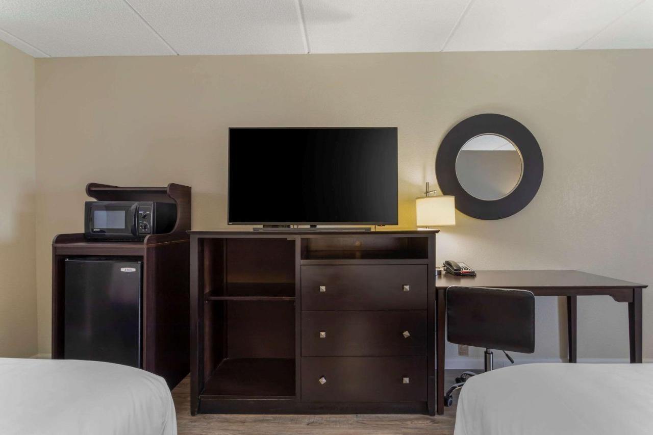Clarion Pointe Kimball By Choice Hotels Екстериор снимка