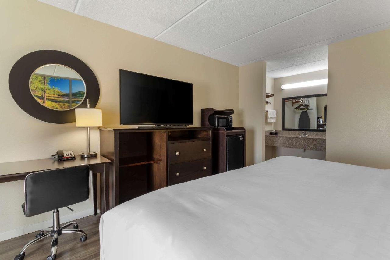 Clarion Pointe Kimball By Choice Hotels Екстериор снимка