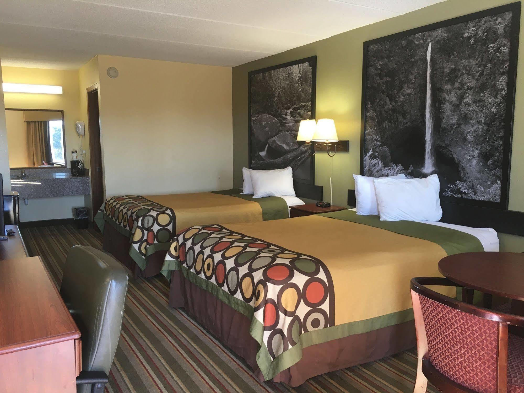Clarion Pointe Kimball By Choice Hotels Екстериор снимка